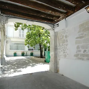 Transparent Marais דירה