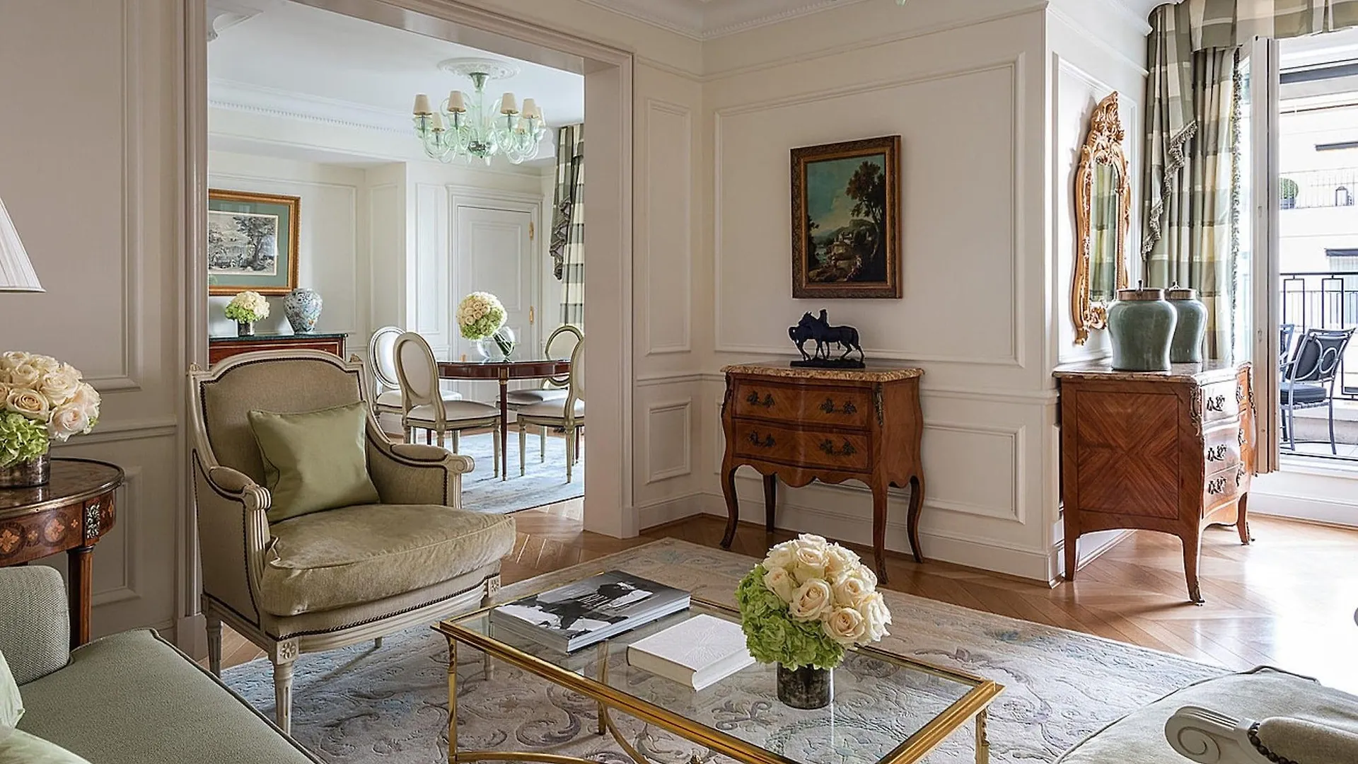 Four Seasons Hotel George V Paris