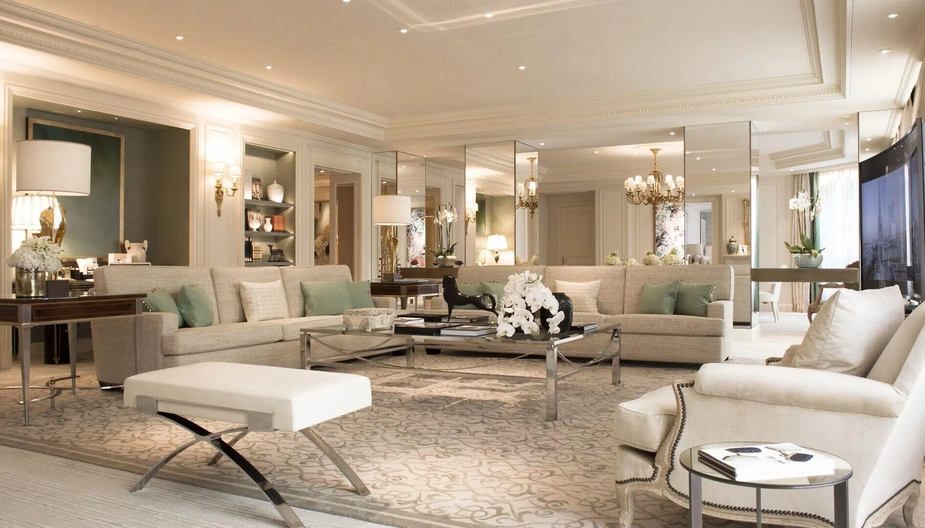 Four Seasons Hotel George V Paris